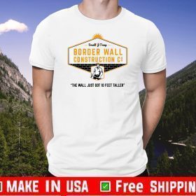 Donald J Trump Border Wall Construction 2020 T-Shirt