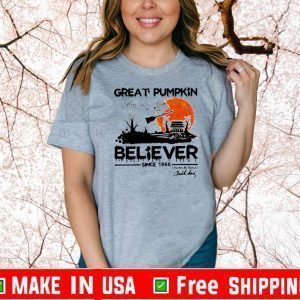 Snoopy great pumpkin believer since 1966 Official T-Shirt