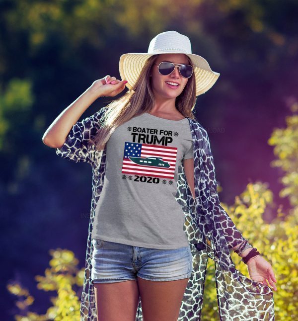 Boaters For Trump 2020 Flag US T-Shirt
