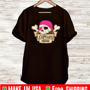 Awesome Captain Mom Pirate Halloween Skull T-Shirt