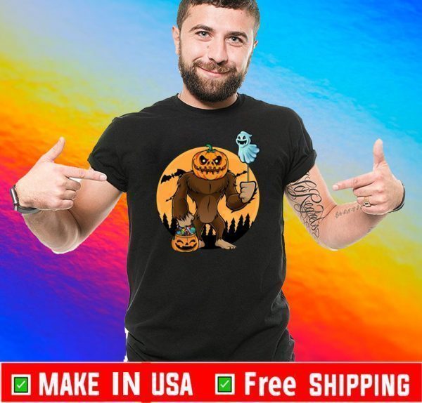 Bigfoot Pumpkin Trick Or Treat Head Halloween 2020 T-Shirt