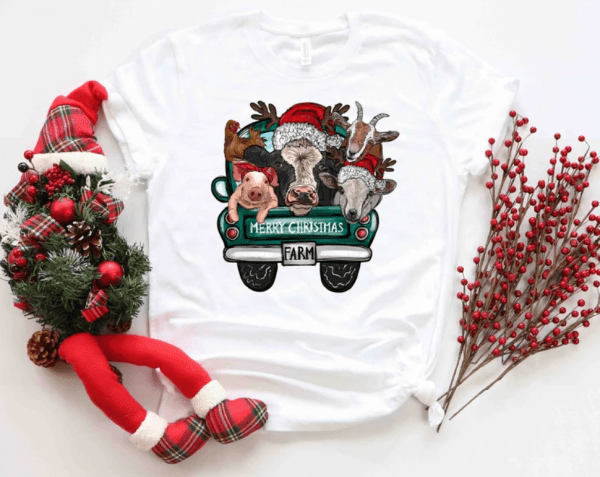 Farm Animals Christmas Shirt, Merry Christmas Heifers Tee, Christmas Cow T-shirt, Highland Cow Farm Christmas Farmer Cow Animal Lover Shirt