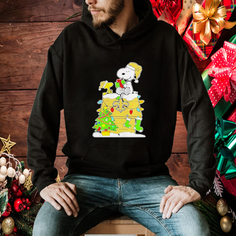 Orleans Saints Snoopy And Woodstock NFl Merry Christmas TShirt
