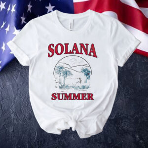 Taylor wearing Solana Summer Shirt