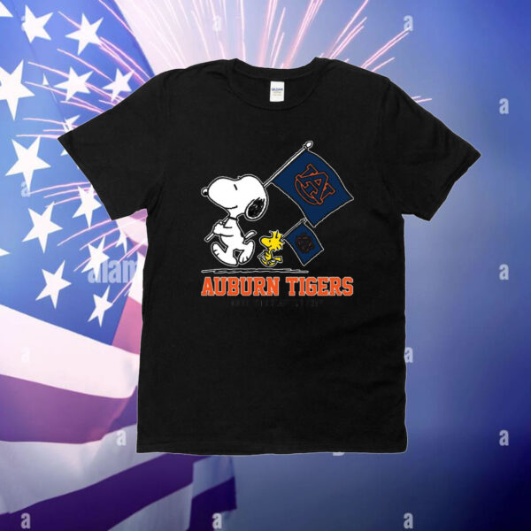 Snoopy Auburn Tigers Road To Oklahoma City flag T-Shirt