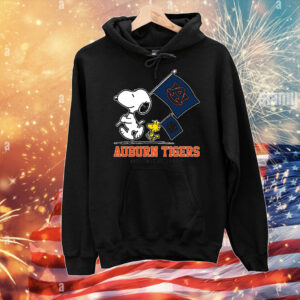Snoopy Auburn Tigers Road To Oklahoma City flag T-Shirt