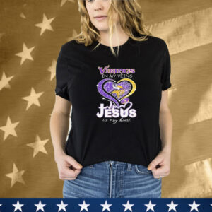 Minnesota Vikings In My Veins Jesus In My Heart Diamond T-Shirt