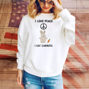 I love peace I eat carrots Tee Shirt